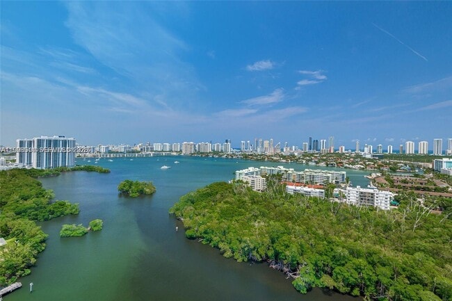 Photo - 16385 Biscayne Blvd Unit 2118