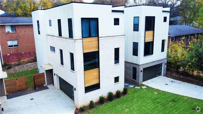 Building Photo - 829 Barnett St NE Rental