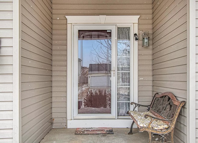 Photo - Spacious 4 Bedroom With Modern Comforts & Ideal Location!!