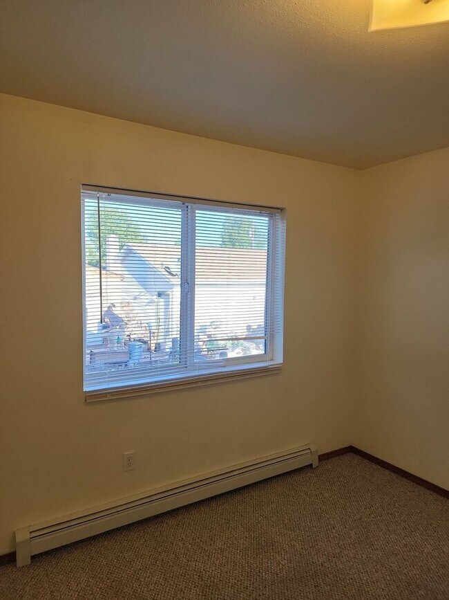 Photo - 2 N 7th Ave E Unit C