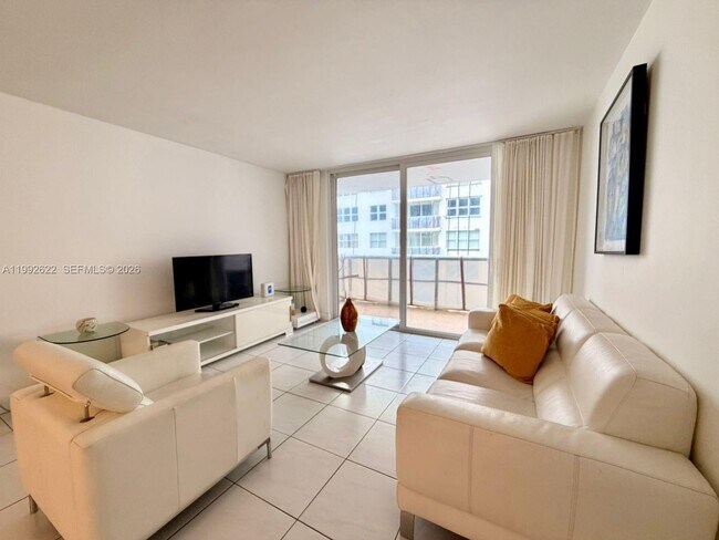 6039 Collins Ave Unit 1506