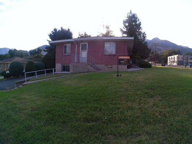 Photo - 1056 36th St Unidad A