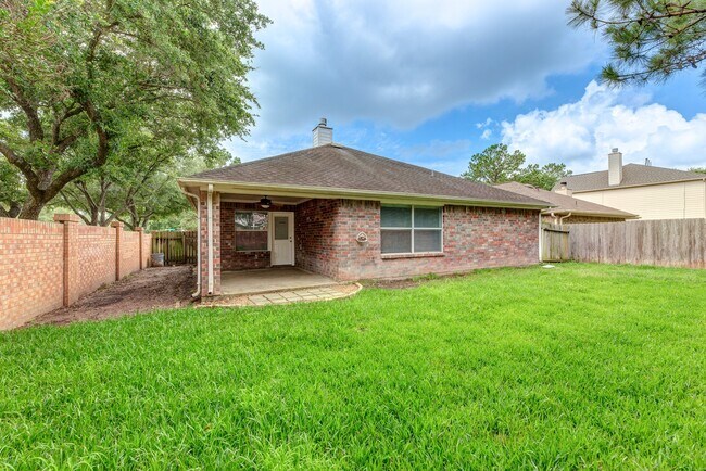 24502 Drakefield Ct