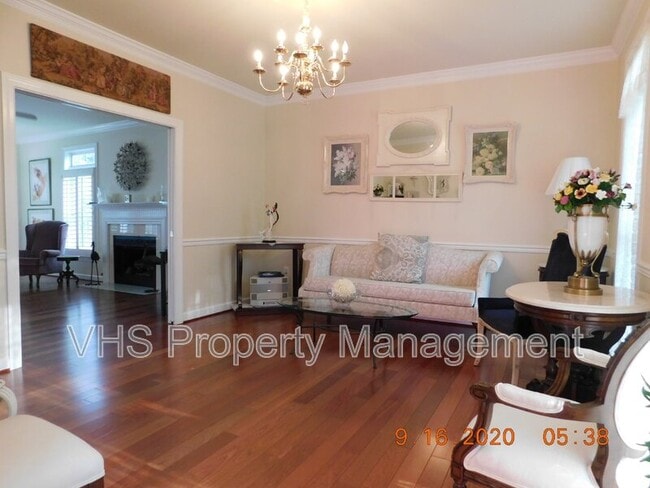 Photo - 2055 Freeman Dr