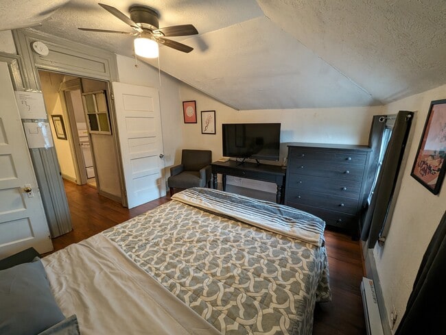 Photo - 3404 Baltimore Ave Unidad 3