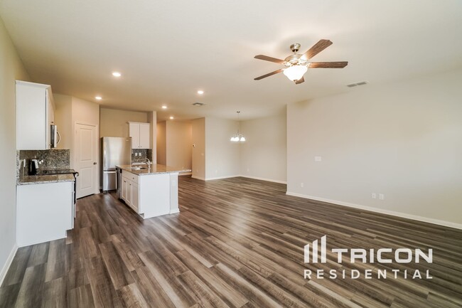 Photo - 7405 Guadalupe Peak