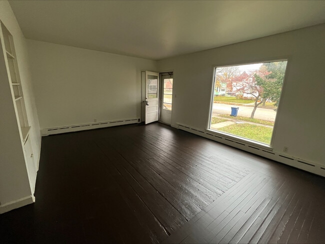 Photo - 60-62 Tayco St