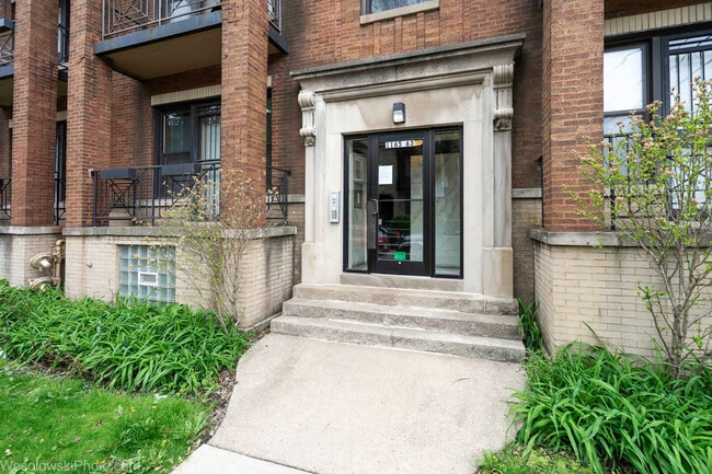 Photo - 1165 E 54th St Unit 3