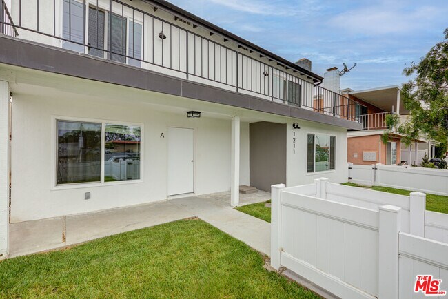 Photo - 1211 Beryl St Unit A