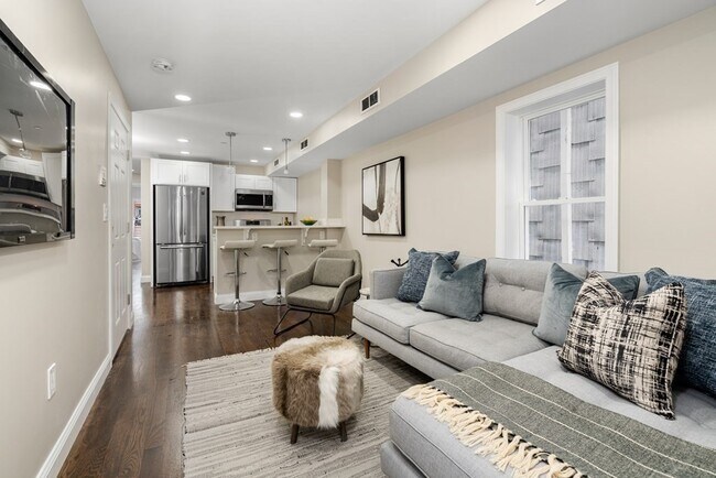 Photo - 229 Maverick St Condo Unit 2