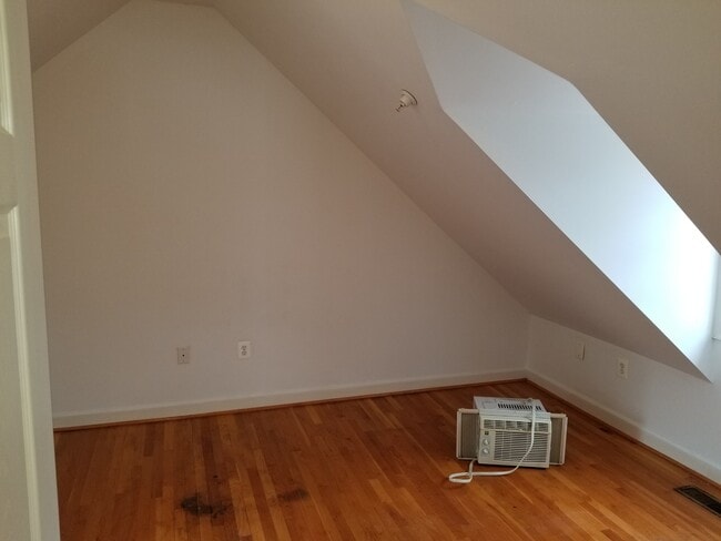 Photo - 176 Main St Unit D
