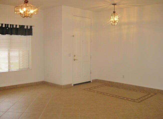 Photo - 1042 E Canyon Way
