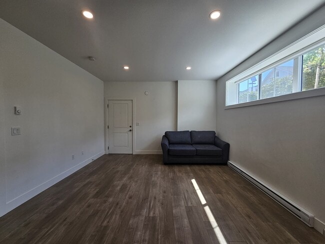 Photo - 7846 Cedarbrook Rd