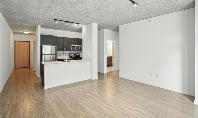 1302 S Wabash Ave
