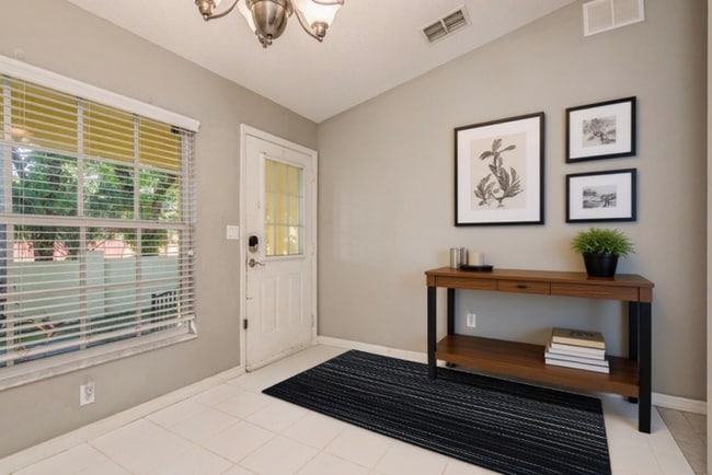 Photo - 406 S Bayview Blvd