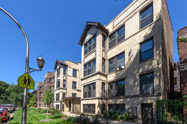 Exterior del edificio - 5411-5421 S. Ellis Avenue