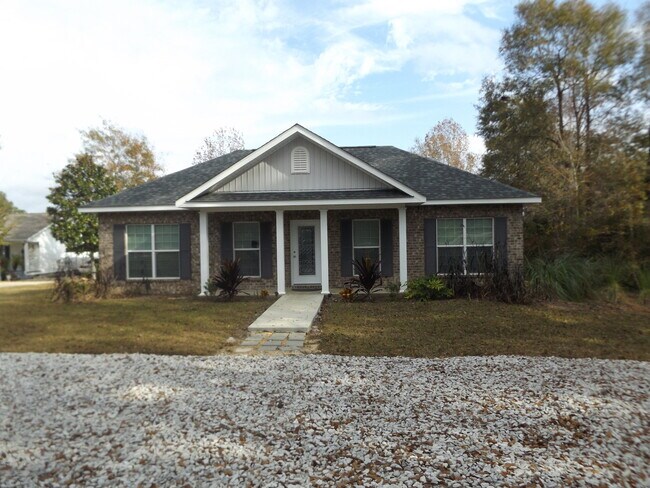 LAKEFRONT HOME - LAKEFRONT HOME