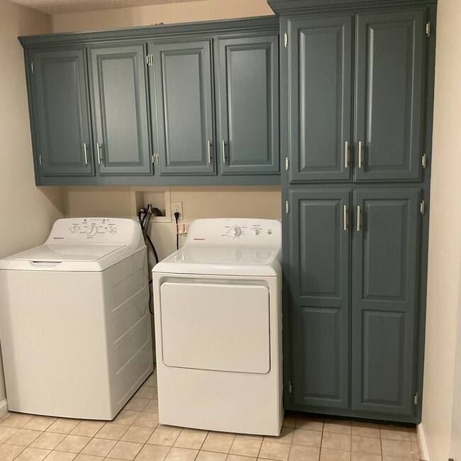 Photo - 175 Ridgewood Dr