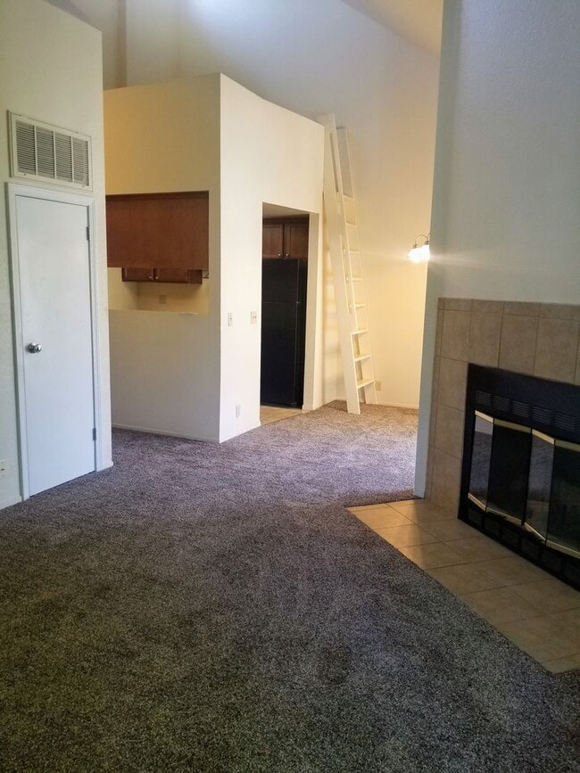 Photo - Two Bedroom Condo w/Loft  Sinsheimer Neighborhood