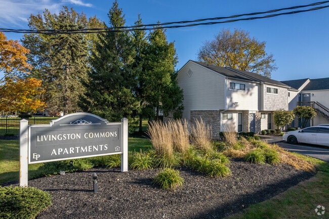 545 - LIVINGSTON COMMONS