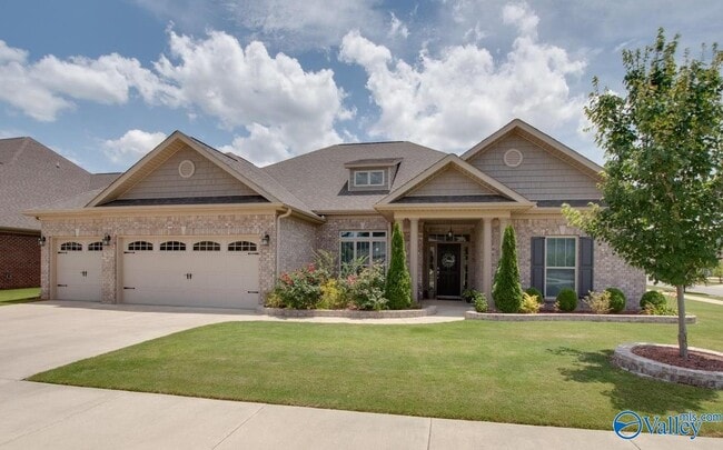 Photo - 7619 Flint Xing Cir SE House