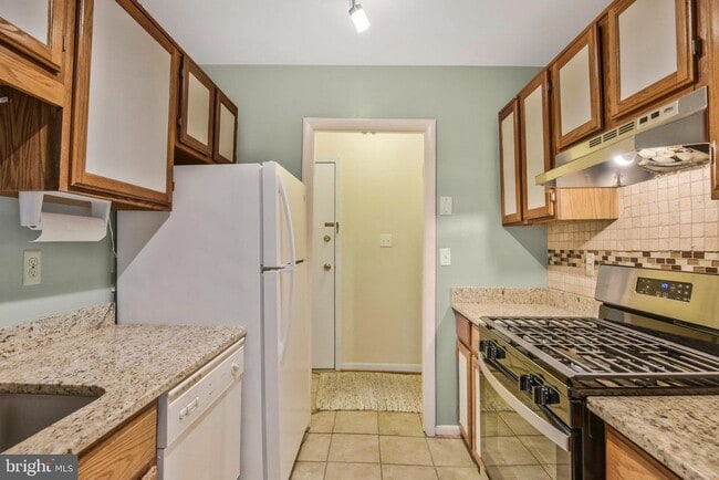 Photo - 3846 Lyndhurst Dr Unit 302