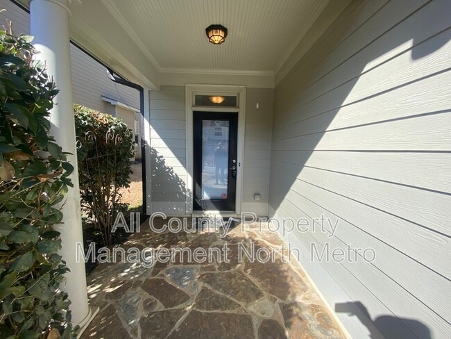 Photo - 302 Garden Cir