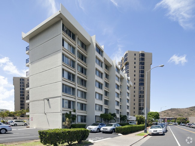 Primary Photo - Likini West