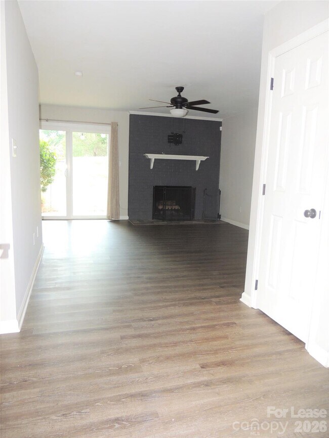 Photo - 9252 Kings Canyon Dr