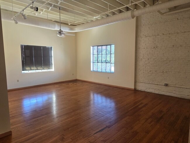Photo - 43 S Huron St Unit 43 S. Huron St. C