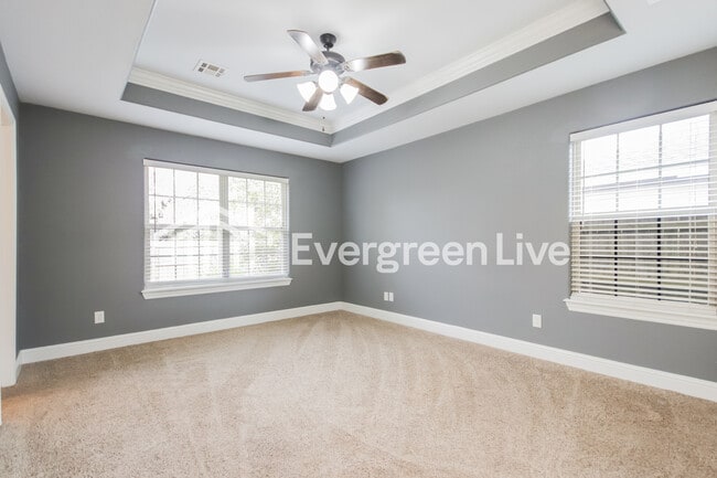 Photo - 409 E McCann Rd