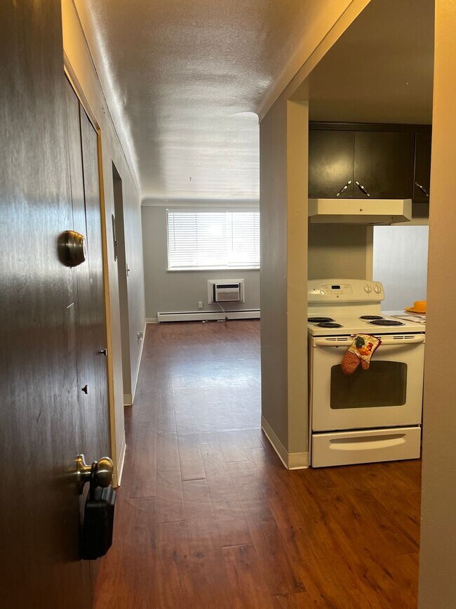 Photo - Harvin Apartments