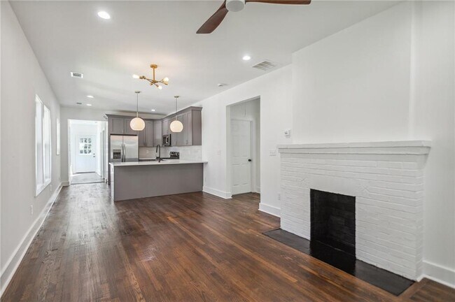 Photo - 1252 Epworth St SW