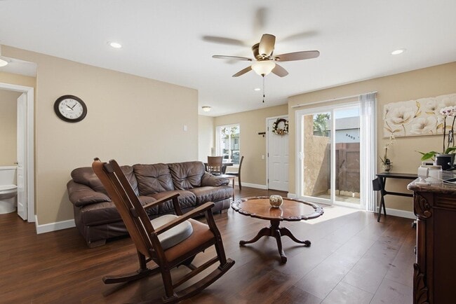 Photo - 3454 Castle Glen Dr