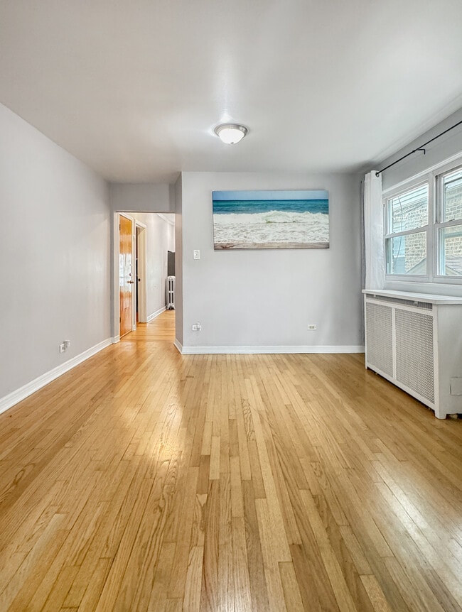 Photo - 5322 W Cuyler Ave Unit 1