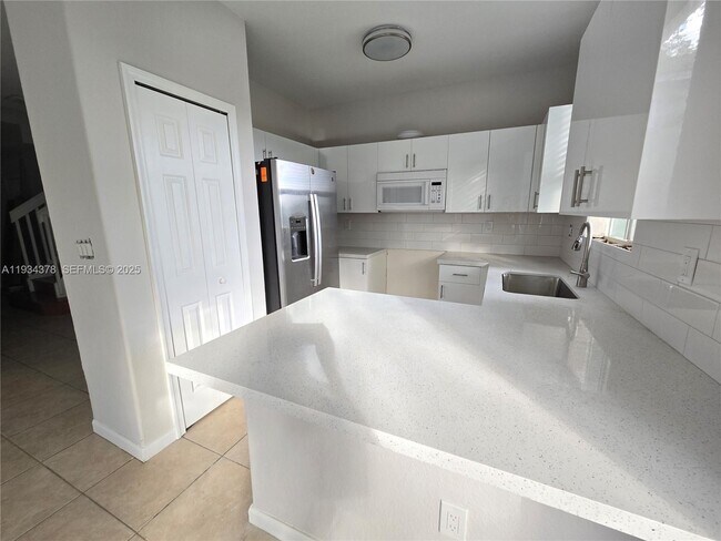 Photo - 1410 SE 24th Ct Unit 371