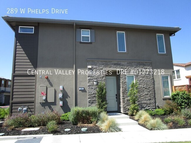 Building Photo - 289 W Phelps Dr Rental