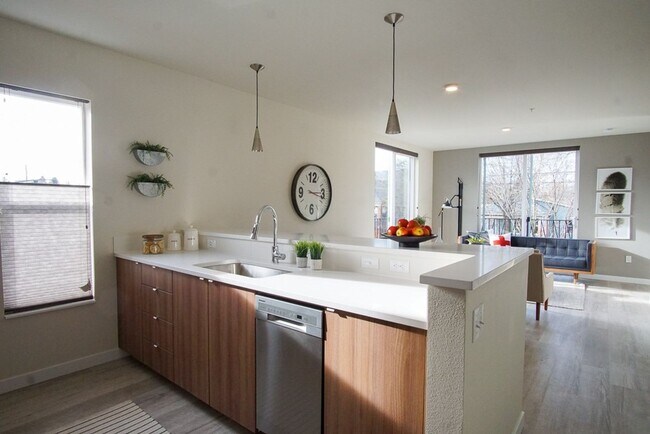 Photo - 5080 NE 33rd Ave Unit 12