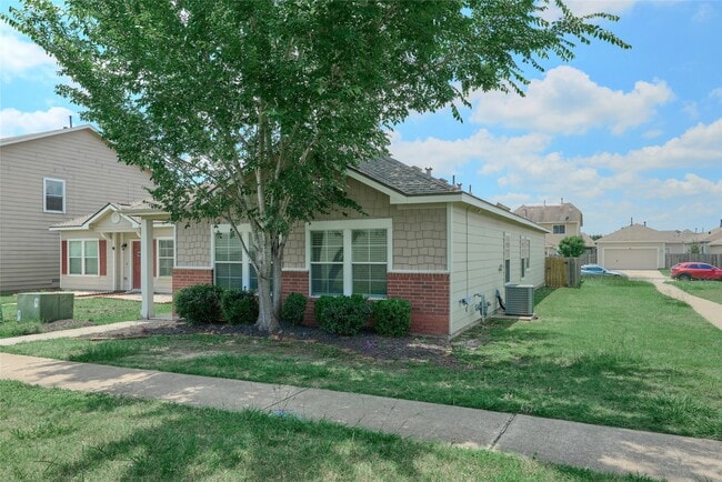 Building Photo - 21718 Grassy Hill Ln