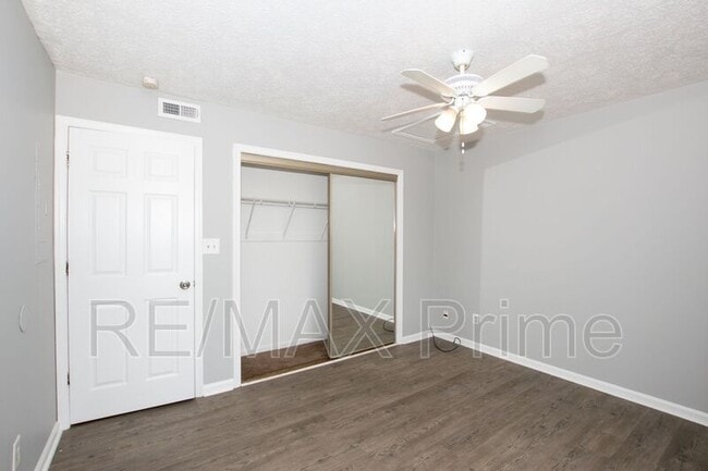 Photo - 143 Davenport Ct Unit 2