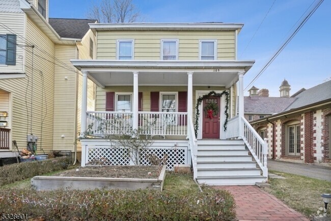 Building Photo - 109 Maple Ave Rental