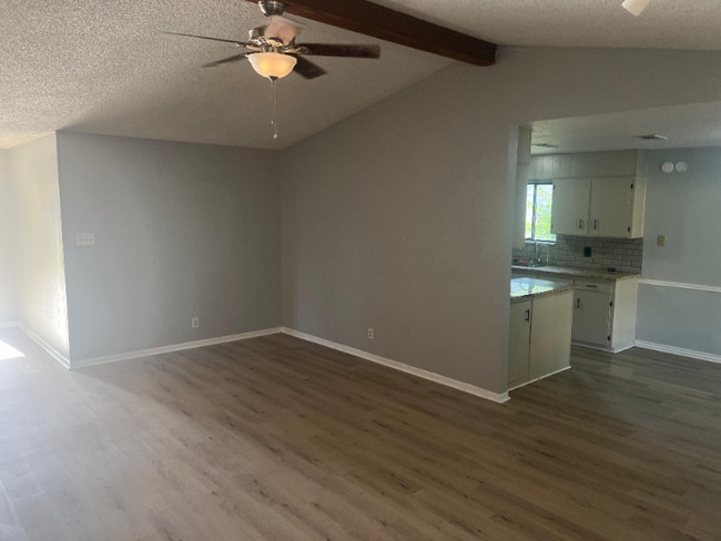 Photo - 3322 Tallwood Dr