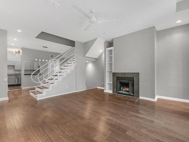 Photo - 204 Marshall St Unit 3