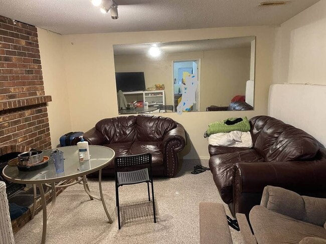 Photo - 11314 133A St