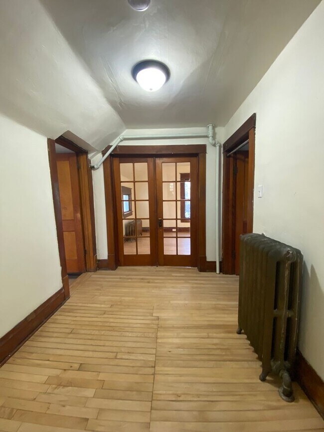 1338 Cedar St Unit 1338 Cedar St - Unit A