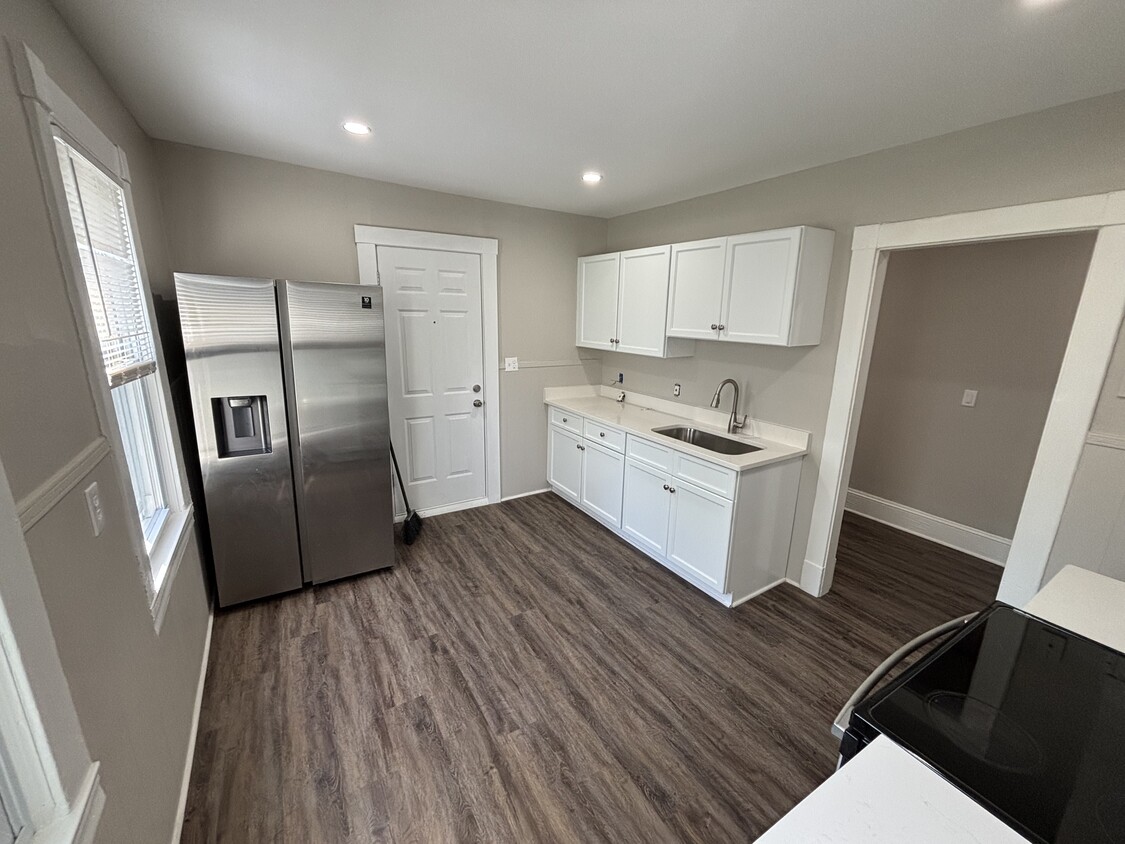 Photo - 29 Editha Ave (Agawam, MA)