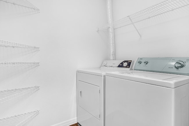 Photo - 7360 Westpointe Blvd Unit APT. 131