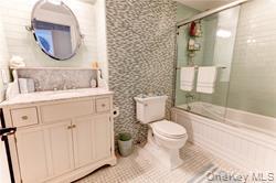 Photo - 170 W Broadway Unit 6G