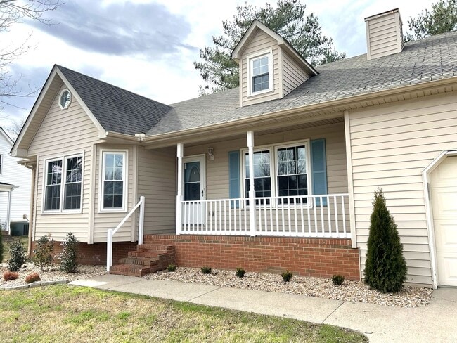 Photo - Amberwood Circle