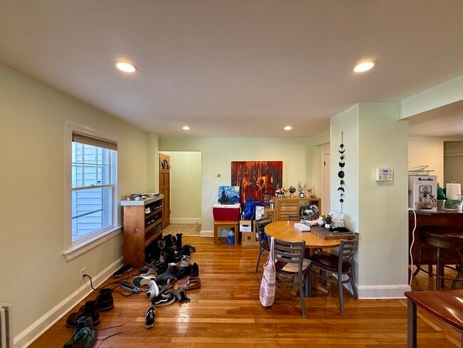 Photo - 18 Pine St Unit 18